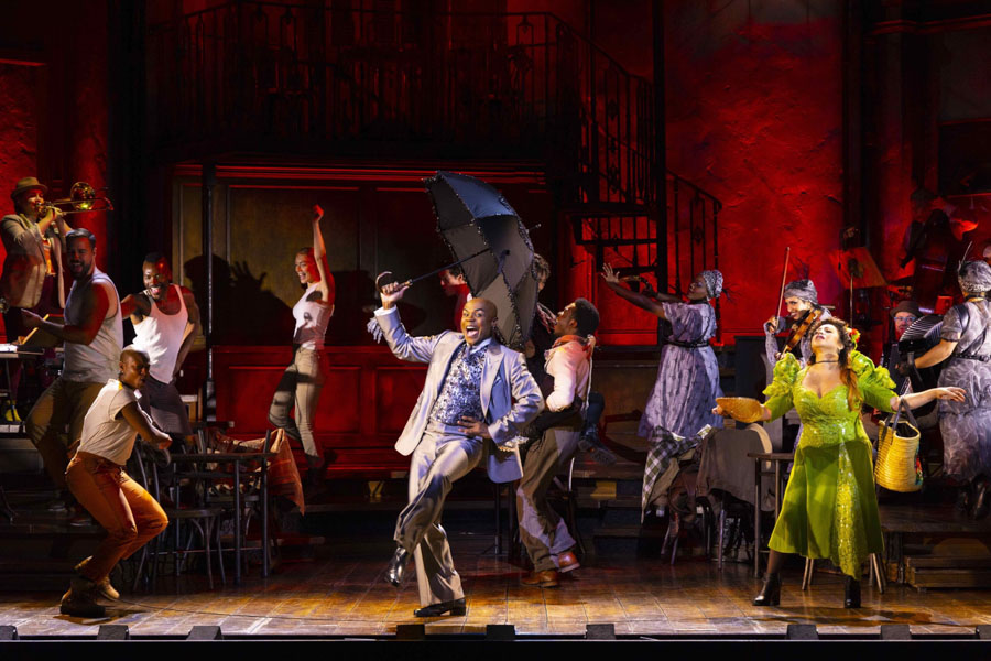 Foto da produção teatral de 'Hadestown'